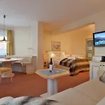 Manni Hotel