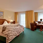 Manni 4*